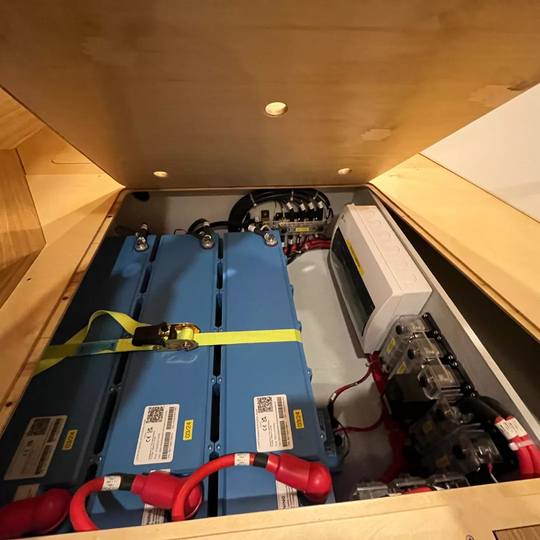 Saare Yachts Victron LI Batterien